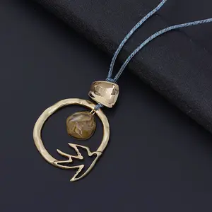 波西米亚珠宝树脂金色圆形合金魅力镶嵌留吊坠皮革女式短项链