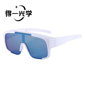 Gafas de Sol Deportivas Negras de PC Polarizadas UV400 para Ciclismo y Conducción al Aire Libre - Product Image 5