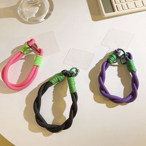 สายคล้องข้อมือป้องกันการสูญหายแบบใหม่ พร้อมแผ่นแปะติด สายรัดข้อมือไนลอนสีสันสดใส สายคล้องโทรศัพท์มือถือ - Product Image 4