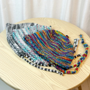 Chapeau seau en tricot pour femme, couleurs arc-en-ciel rayées, couvre-chef chaud en coton avec cordons à nouer pour une utilisation en extérieur - Product Image 2
