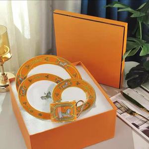 Wholesale Luxury round Shape Bone China Dinnerware Sets Eco-Friendly Ceramic Porcelain Dinner Set with Horse - Product Image 5