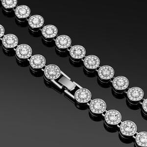 طقم مجوهرات من سلسلة وسوار كوبي بعرض 10 مم مرصع بالأحجار الكريمة اللامعة بلون فضي وذهبي - Product Image 6