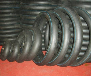 Neumáticos de Motocicleta MCT Sin Cámara 100/80-16 de Alta Velocidad, Nueva Condición, Directo de Vietnam - Caucho Natural - Product Image 4
