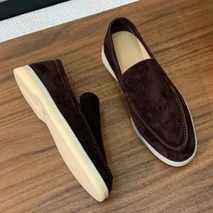 รองเท้าเดินและขับรถแบบ unisex รองเท้าโลฟเฟอร์หนังแท้ รองเท้าสวมลำลองแบบส้นแบนหนังกลับหนังแกะ พื้นรองเท้ายาง มีไซส์ใหญ่พิเศษ - Product Image 1