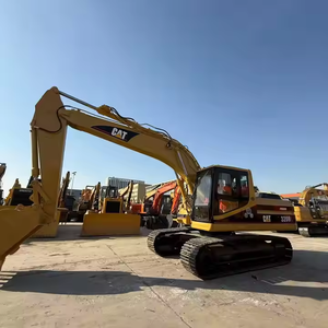 Excavatrice sur chenilles CAT 320B d'occasion, moteur CAT 3066T d'origine, bon état de fonctionnement, pour projet de construction - Product Image 3