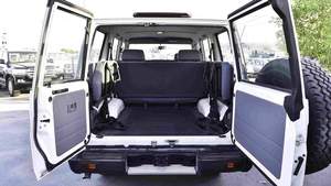 Toyota Land Cruiser <span class=keywords><strong>76</strong></span> Hardtop SUV Usato - Product Image 2