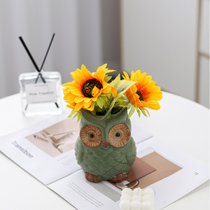 Vaso di Fiori in Ceramica Mini Creativo e Carino, Decorazione Personalizzata a Forma di Piccolo Animale Gufo, Moderno Smaltato Verde Bronzo - Product Image 2