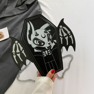 Bolso bandolera gótico personalizado con forma de ataúd, mini bolso Y2K con diseño de esqueleto y alas de murciélago, bolso de mano con forma de ataúd para Halloween - Product Image 2