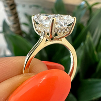 Bague de fiançailles en or massif 10K/14K/18K avec diamant de laboratoire taille radiant de 2 carats, halo caché style cathédrale, certifié IGI, personnalisable CVD/HPHT