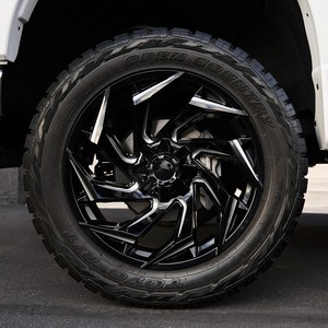 Rines de Aleación D753 Reaction Style en Negro Brillante con Acabado Fresado, 17x9 20x9 6x139.7 ET0 Offset para Ford Bronco y Chevrolet Silverado - Product Image 4