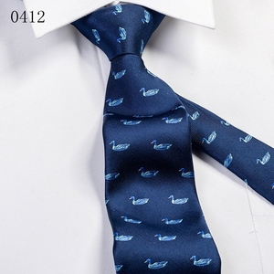 Cravate en polyester tissé marine à motifs <span class=keywords><strong>flamant</strong></span> rose, cygne et canard, accessoire décontracté pour homme, idéale pour les banquets, fabriquée par un fabricant de cravates. - Product Image 3