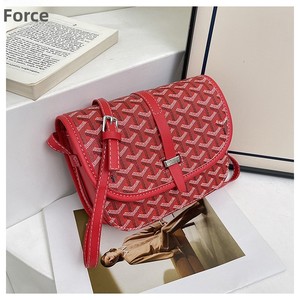 กระเป๋าสะพายไหล่/สะพายข้าง <span class=keywords><strong>Dogtooth</strong></span> Classic รุ่น Postman Bag หนังวัวลายลิ้นจี่ รุ่น 5901 สำหรับผู้หญิง ใช้ได้ทุกวัน - Product Image 2