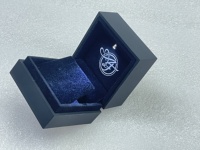 Boîte à bijoux en velours LED de luxe - Boîte à bagues avec design personnalisé Noir 75x75x60mm
