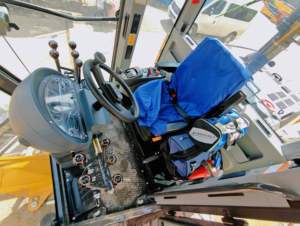 Motoniveladora de Construcción de 15 <span class=keywords><strong>Toneladas</strong></span>, <span class=keywords><strong>Precio</strong></span> de Fábrica, GR165 |   132kW Turbo Diésel |   <span class=keywords><strong>Diferencial</strong></span> Autoblocante |   En stock - Product Image 6