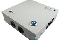 Fusible PTC CCTV 9 canaux, autotransformateur monophasé CE ROHS pour boîtier d'alimentation pour caméra de sécurité 12V 10A DC avec clé