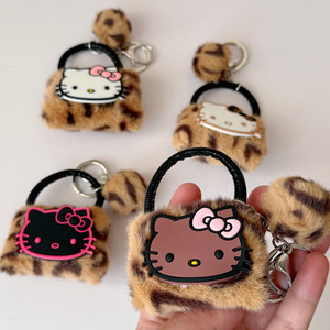 Porte-clés pendentif en forme de petit sac en cuir imprimé léopard avec boule de fourrure en peluche - Product Image 4