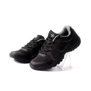 Chaussures d'entraînement noires légères avec semelle en caoutchouc respirante unisexe pour fitness et cross-training printemps-automne - Product Image 3