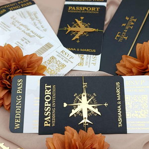 Invitation de <span class=keywords><strong>mariage</strong></span> en forme de <span class=keywords><strong>passeport</strong></span> noir mat avec billet d'embarquement et avion en acrylique doré vert bordeaux, passeports pour fête d'anniversaire - Product Image 1