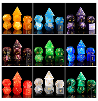 Lot de 7 dés polyédriques D&D en verre cristal K9 œil de chat, assortiment aléatoire, pour joueurs de jeux de rôle sur table - Expédition depuis l'entrepôt américain