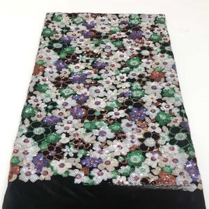 Tissu brodé en velours Nouveau tissu brodé en maille Divers motifs d'éléments Tissu pour sac à main - Product Image 4