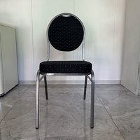 Chaises de banquet empilables en métal pour mariage et hôtel, avec revêtement doré, pour réception de mariage (vente en gros)