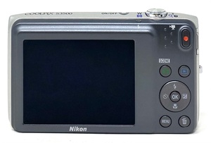 กล้องที่ใช้แล้ว COOLPIX S3500 20.1 กล้องดิจิตอลพร้อมซูม 7 เท่า (สีเงิน) (รุ่นเก่า) - Product Image 3