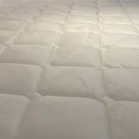 Matelas épais haute performance qualité premium, soutien de la colonne, tissu respirant facile à nettoyer