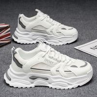 Nouvelles Baskets Décontractées Homme Bestseller, Respirantes en Maille Blanche, pour l'Extérieur, Rehaussantes, de Sport et de Course, Style Chunky, Vente Directe Usine