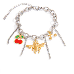 Pulsera con Colgante de Cereza y Fresa, Chapada en Oro de 18K, Acero Inoxidable, Joyería de Moda para Mujer, Regalo, Origen Yiwu - Product Image 5