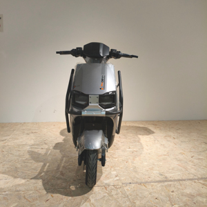 Factory Direct Sale 1000W 60V Steel Motorcycle for Adults and Teens With 40-60km/h Speed - Product Image 6