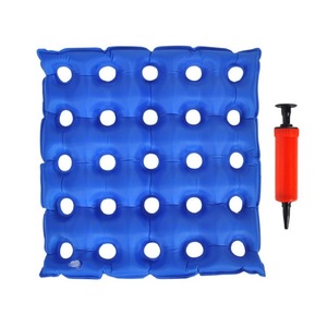 Cojín de Asiento Inflable con Celdas de Aire para Hemorroides, Anillo Inflable con Bomba de Aire, Diseño Acolchado - Product Image 1