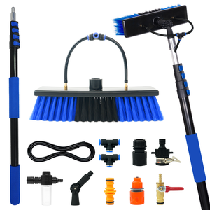 Brosse de <span class=keywords><strong>nettoyage</strong></span> extensible à alimentation en eau pour le <span class=keywords><strong>nettoyage</strong></span> des panneaux solaires, des toits et des fenêtres - Product Image 1