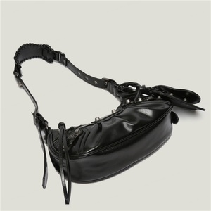 Nouveau Sac Fourre-tout Unisexe de Luxe de Créateur Tendance en Cuir Véritable Souple Imperméable avec Fermeture Éclair Grande Capacité, Porté Épaule/Bandoulière - Product Image 2
