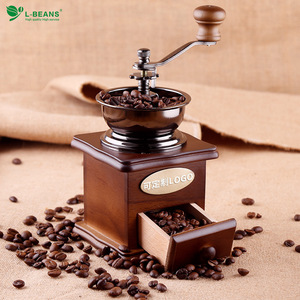 Molinillo de Café Manual L-BEANS con Núcleo de Hierro Fundido y Base de Madera, Modelo 8521 para Uso Doméstico - Product Image 5