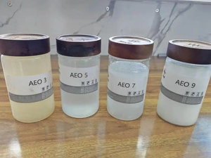 Matières premières détergentes LAURETH-4 CAS 68439-50-9 polypropylène glycol alkylique éther tensioactif non ionique - Product Image 1