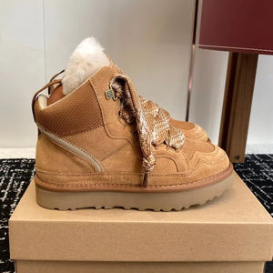 Le nouveau modèle de chaussures de sport décontractées pour hommes, en maille respirante, est confortable et polyvalent, idéal pour une utilisation en extérieur. - Product Image 1