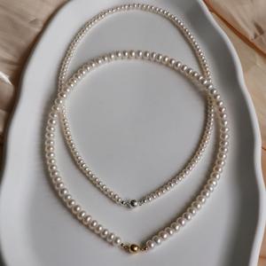 Collar de Plata de Ley S925 de Lujo Ligero con Perla Natural de Agua Dulce, Elegante Cadena para Clavícula con Cierre Circular - Product Image 2