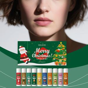 Set de Bálsamos Labiales Personalizados con Pegatinas, Bálsamos Labiales Hidratantes que Eliminan la Piel Muerta, Tema Navideño - Product Image 5