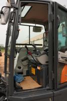Excavatrice durable LW55E de 5,5 tonnes avec moteur de 35,5 kW et godet de 0,22 m³ pour les travaux d'ingénierie civile sur les chantiers étroits