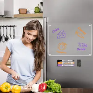 Placa de apagamento a seco magnética acrílica antiderrapante personalizada fornecedor nunca arranhe a placa de apagamento a seco acrílica do refrigerador