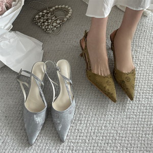 Sandales à talons hauts pointus blanches pour femmes, en satin, style slingback, sexy, pour mariage, demoiselles d'honneur et soirées estivales - Product Image 4