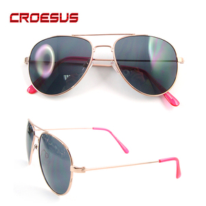 <span class=keywords><strong>Lentilles</strong></span> de fumée Couleur <span class=keywords><strong>Pas</strong></span> Cher En Gros Personnalisé Lunettes de soleil en Or - Product Image 1