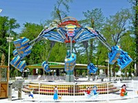 Manège de parc d'attractions extérieur : Tour de balançoire rotative, chaise volante, équipement d'attraction pour aire de jeux de type familial
