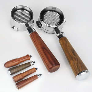 Tête de machine à café professionnelle M10 universelle avec poignée en bois massif et porte-filtre sans fond pour l'extrusion d'espresso - Product Image 2