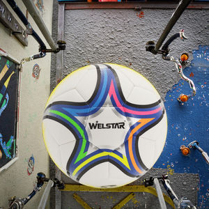 Balón de Fútbol Promocional Económico de Cuero PU Cosido a Mano de 32 Paneles, Ligero, Talla 5 para Niños - Product Image 3