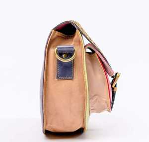 กระเป๋าหนังแฟชั่นตะวันตกทำด้วยมือคุณภาพสูงพร้อมฝาปิดมีซิปพิมพ์ลายวัวแท้และของตกแต่งพู่ - Product Image 2