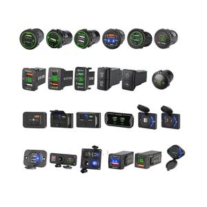 Chargeur de voiture 12V 24V 20W avec voltmètre LED, double prise USB (Type-C et Type-A) QC3.0, en matériau PC ignifuge - Product Image 1