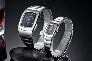 นาฬิกาควอตซ์ทรงสี่เหลี่ยมผืนผ้าคุณภาพสูง ตัวเรือนทำจากทังสเตนสตีล นาฬิกาธุรกิจพร้อมหน้าต่างแสดงวันที่ กระจกแซฟไฟร์ - Product Image 6