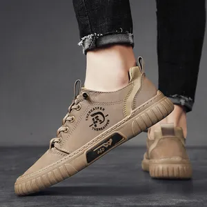 Primavera verano hombres moda Zapatillas baratas zapatos de moda vulcanizar hombres casual caminar estilo zapatos