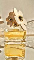 Parfum Original en Gros pour Femme, Durable, Léger, Boisé, Floral, Osmanthus, Rose, Marguerite, Écologique, Naturel, Longue Durée, Format Standard, Vaporisateur